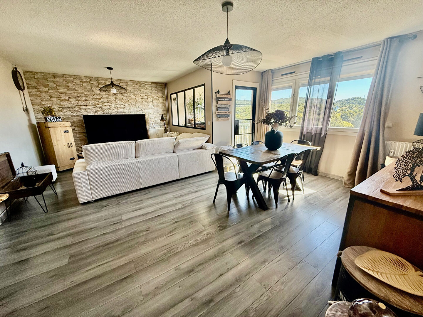 Appartement SALON DE PROVENCE (13300) 5 pi&egrave;ces 97.44 m&sup2;