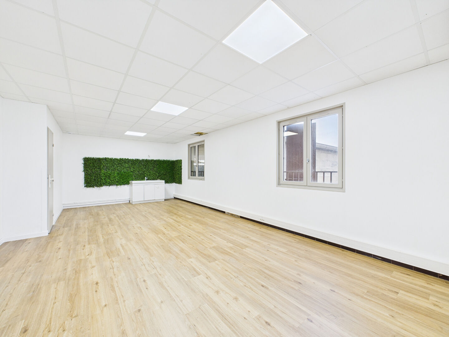 Bureaux TAIN L HERMITAGE (26600) 38.12 m&sup2;