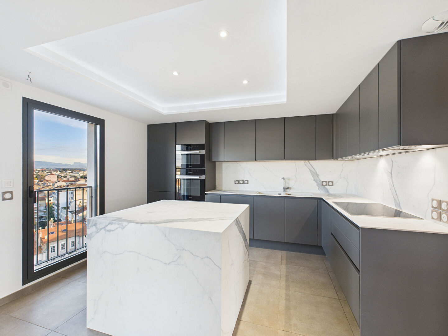 Appartement T6 - 144m² - Valence — 6 pièces, 144 m², 4 chambres — photo 3