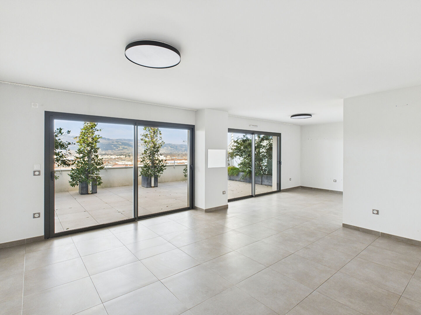 Appartement T6 - 144m² - Valence — 6 pièces, 144 m², 4 chambres — photo 5