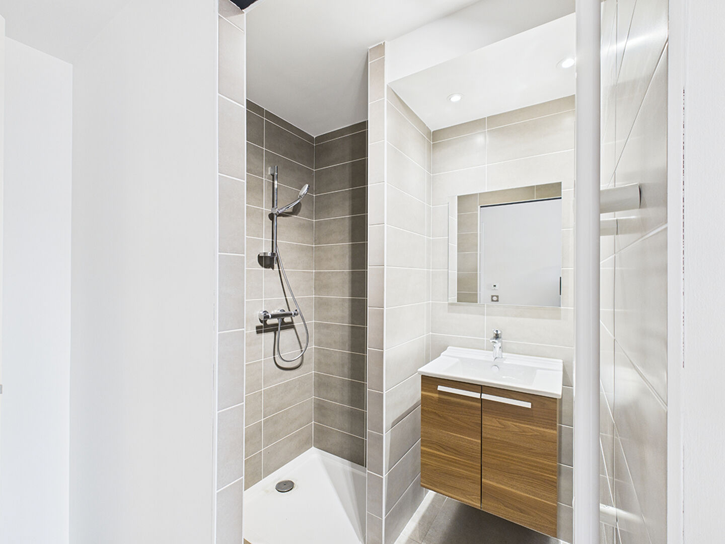 Appartement T6 - 144m² - Valence — 6 pièces, 144 m², 4 chambres — photo 8