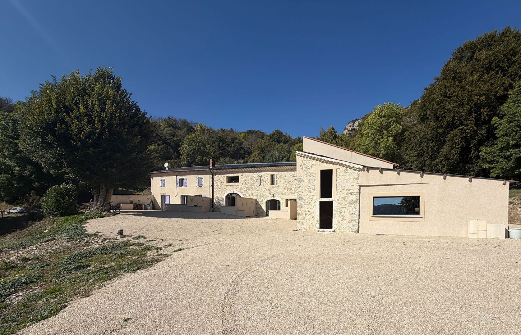 House 12 rooms - 450m² - Valence