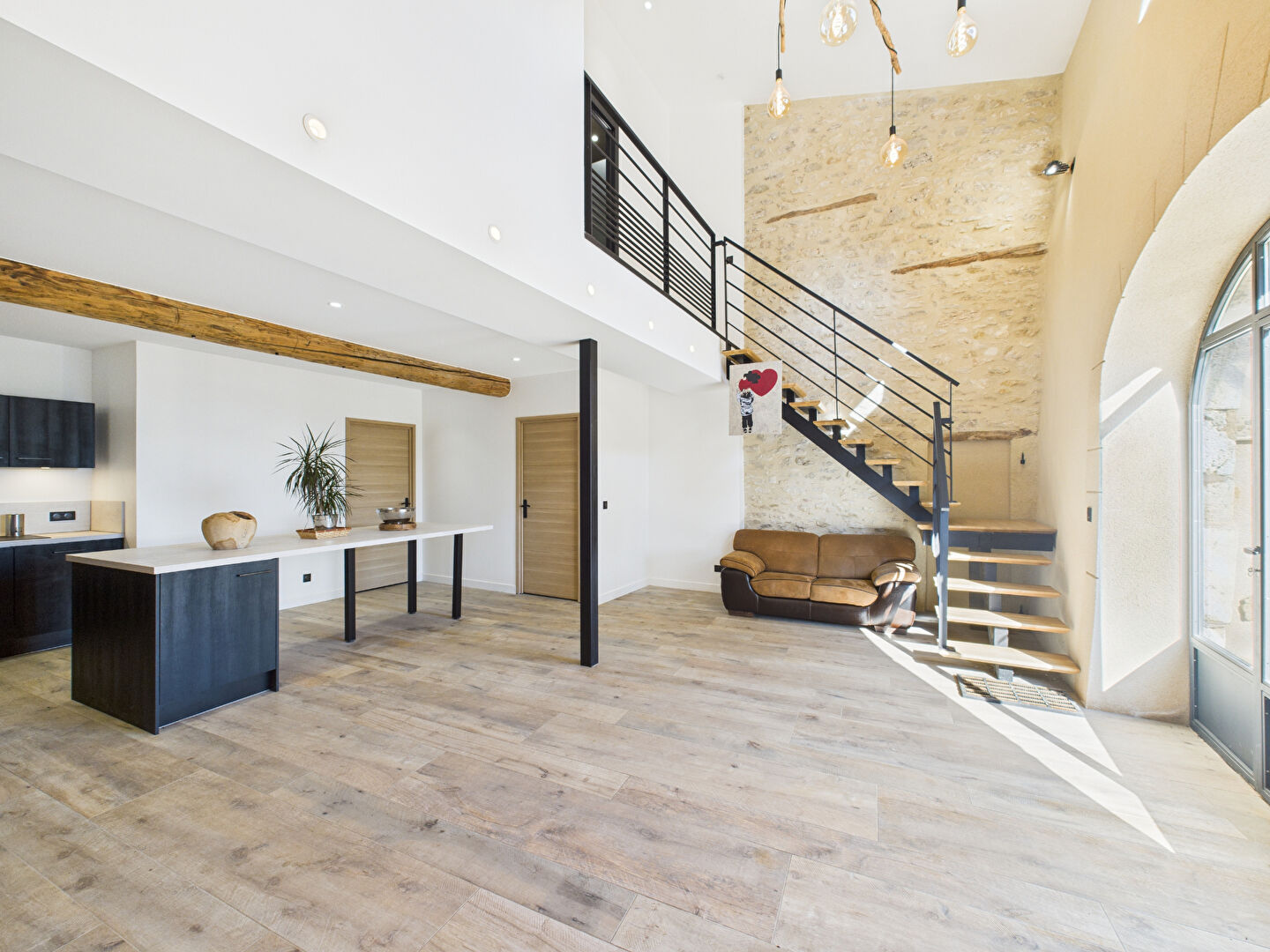 Maison 12 pièces - 450m² - Valence — 12 pièces, 450.00 m², 9 chambres — photo 2