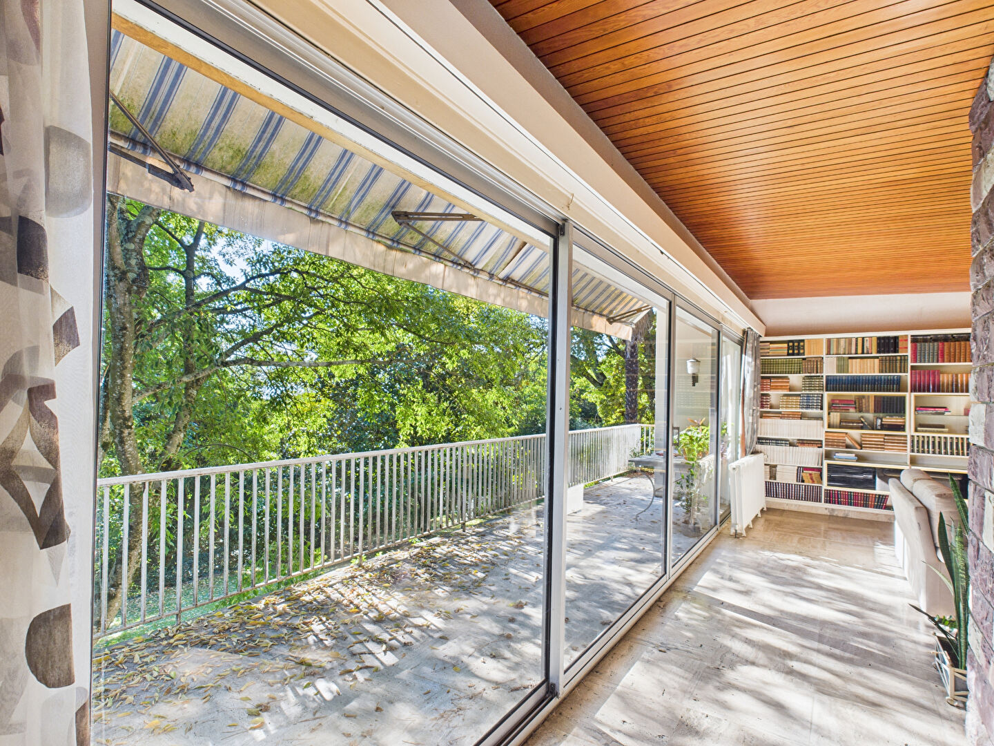 Maison T8 - 300m² - Valence — 8 pièces, 300 m², 6 chambres — photo 10