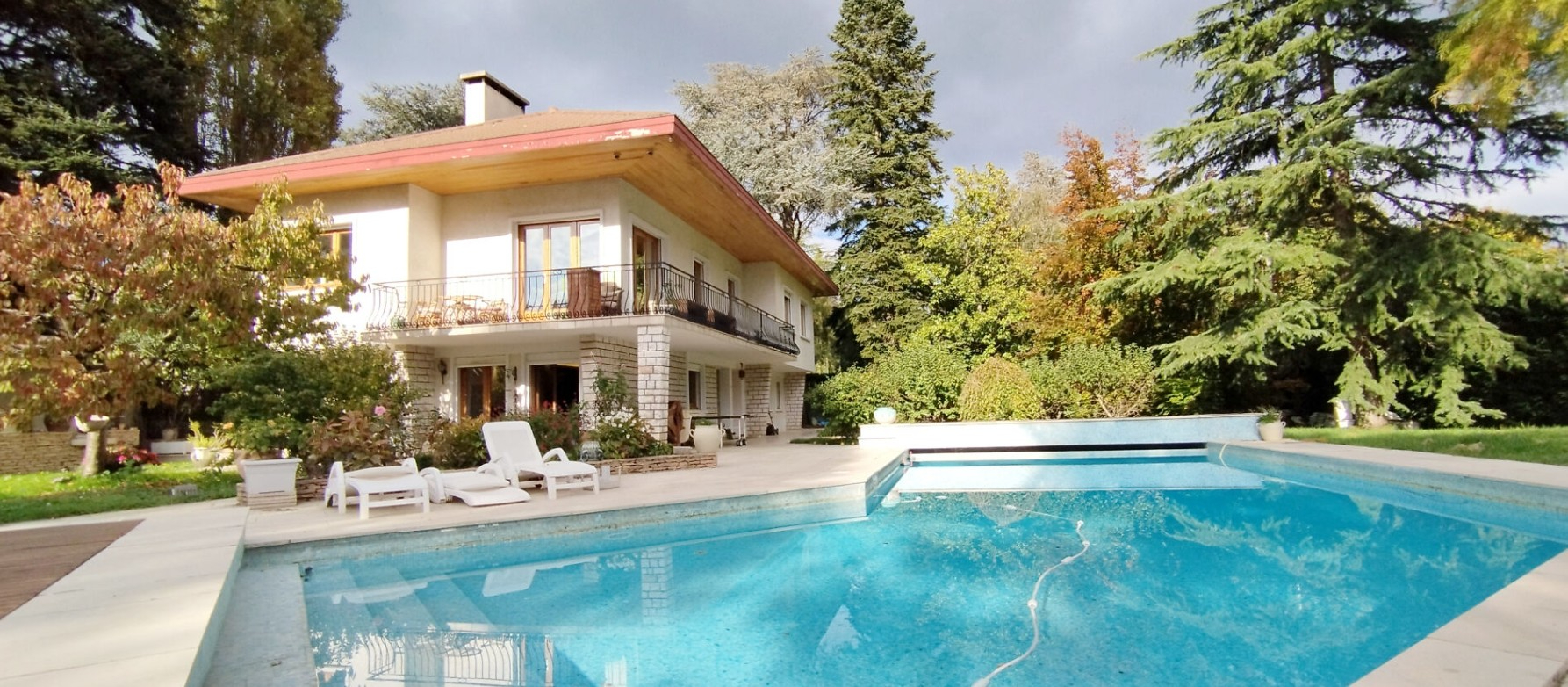 Maison ECULLY (69130) 9 pi&egrave;ces 275.00 m&sup2;