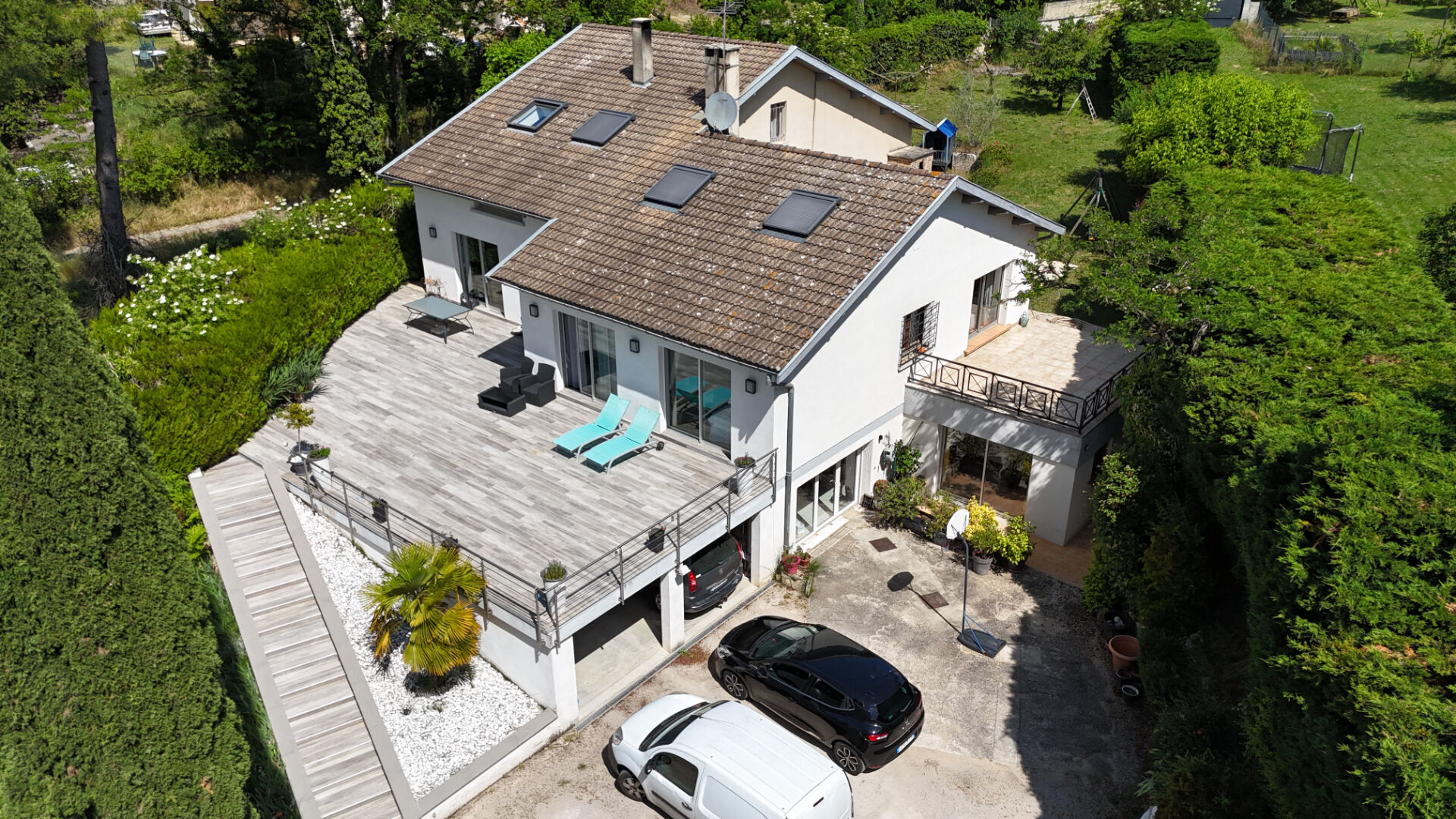 Maison T8 - 264.55m² - Peyrins — 8 pièces, 264.55 m², 6 chambres — photo 4