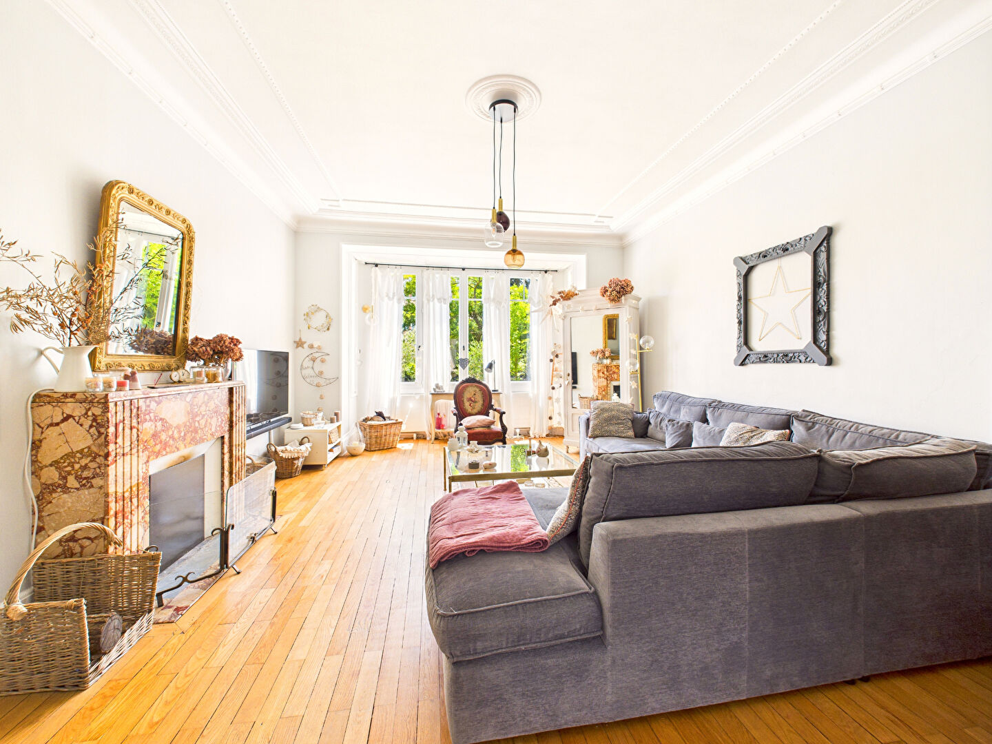 Maison ROMANS SUR ISERE (26100) 8 pi&egrave;ces 220.00 m&sup2;