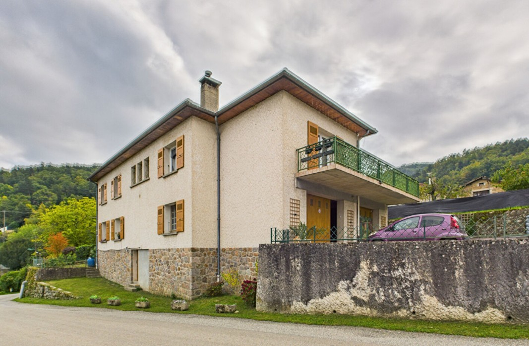 Maison LE CRESTET (07270) 7 pi&egrave;ces 191.00 m&sup2;