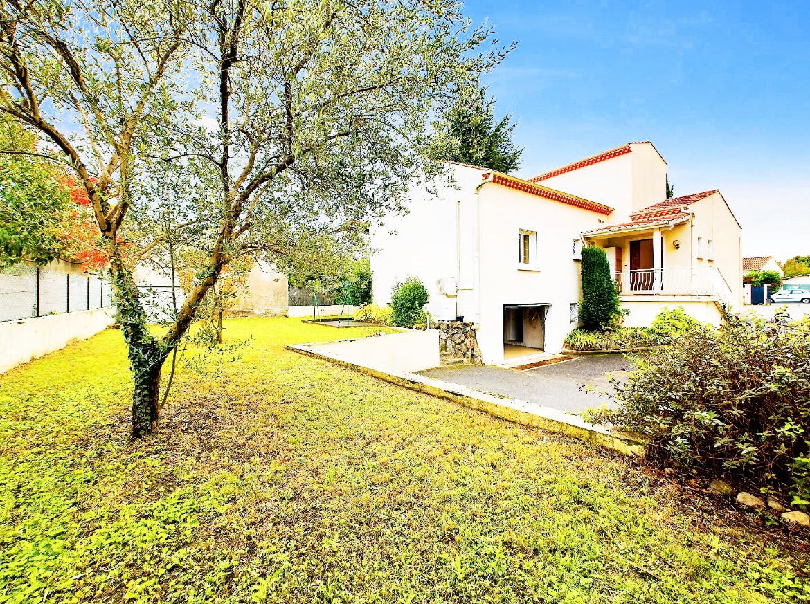 Maison 7 pièces - 212m² - Tournon-sur-Rhône — 7 pièces, 212.00 m², 3 chambres — photo 9