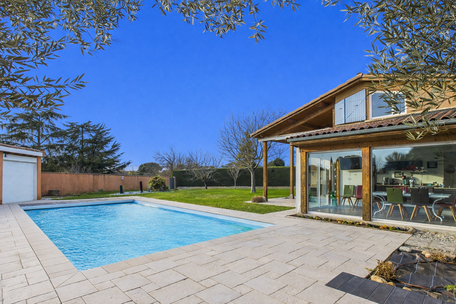 6-Room House - 168.18m² - Bourg-lès-Valence
