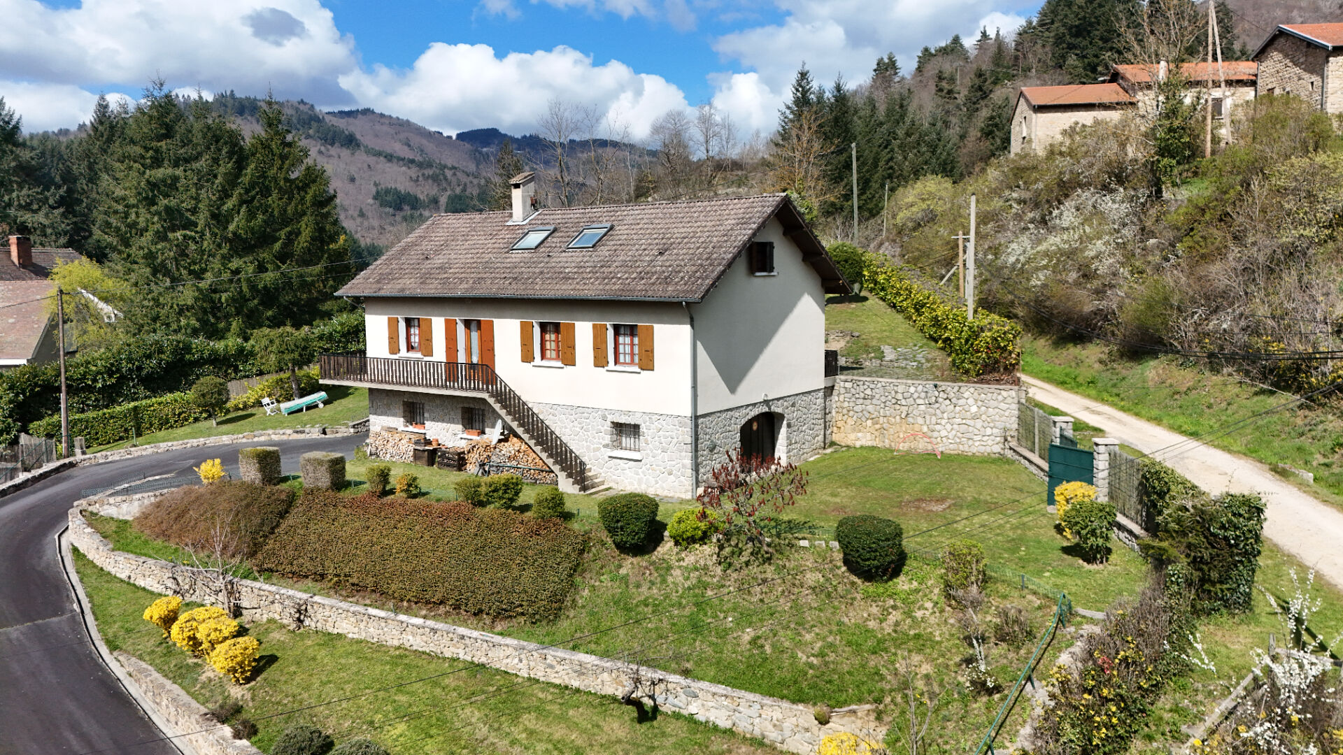 Maison SAINT MARTIN DE VALAMAS (07310) 6 pi&egrave;ces 147.00 m&sup2;