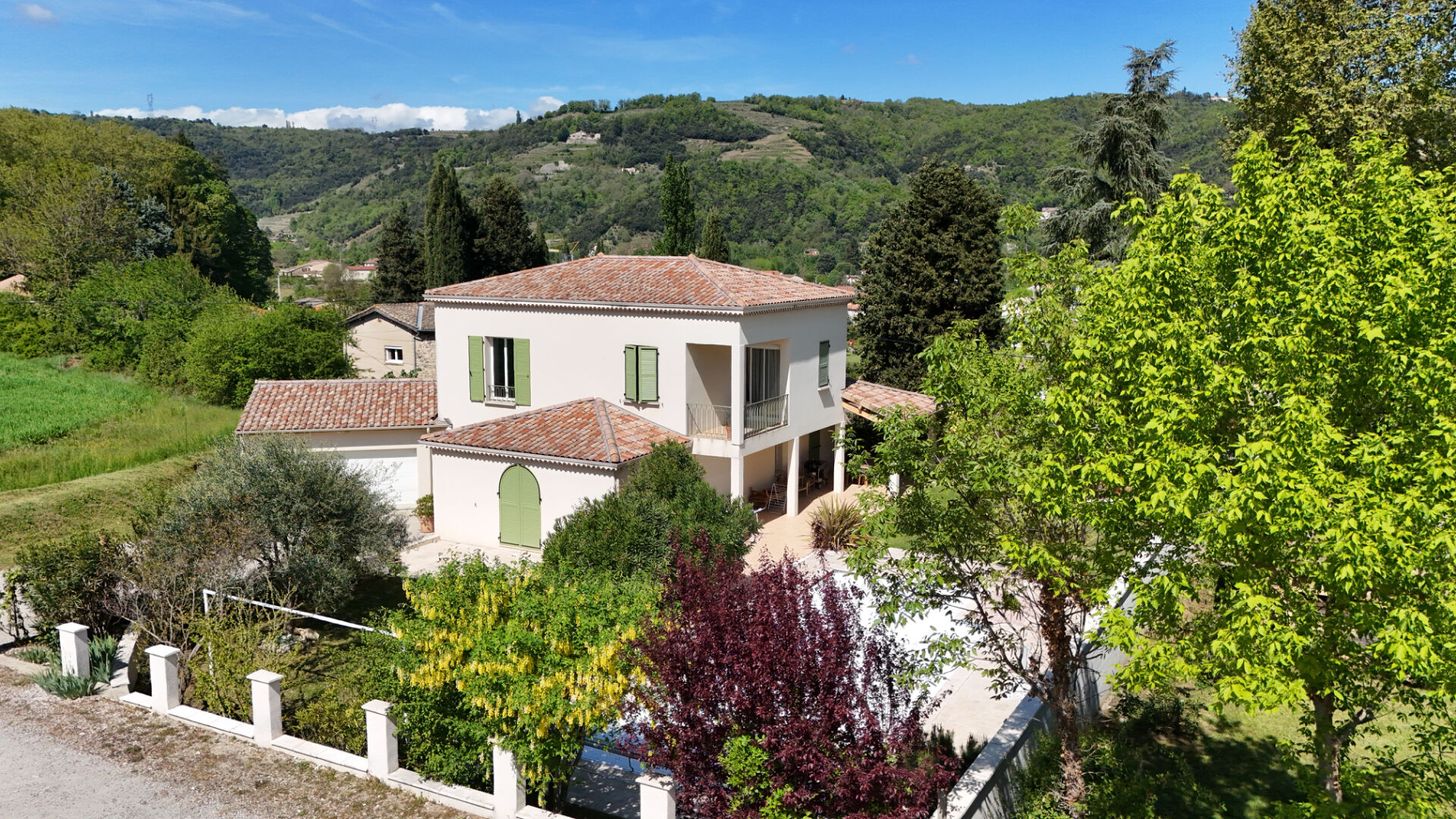 Maison TOURNON SUR RHONE (07300) 7 pi&egrave;ces 189.00 m&sup2;