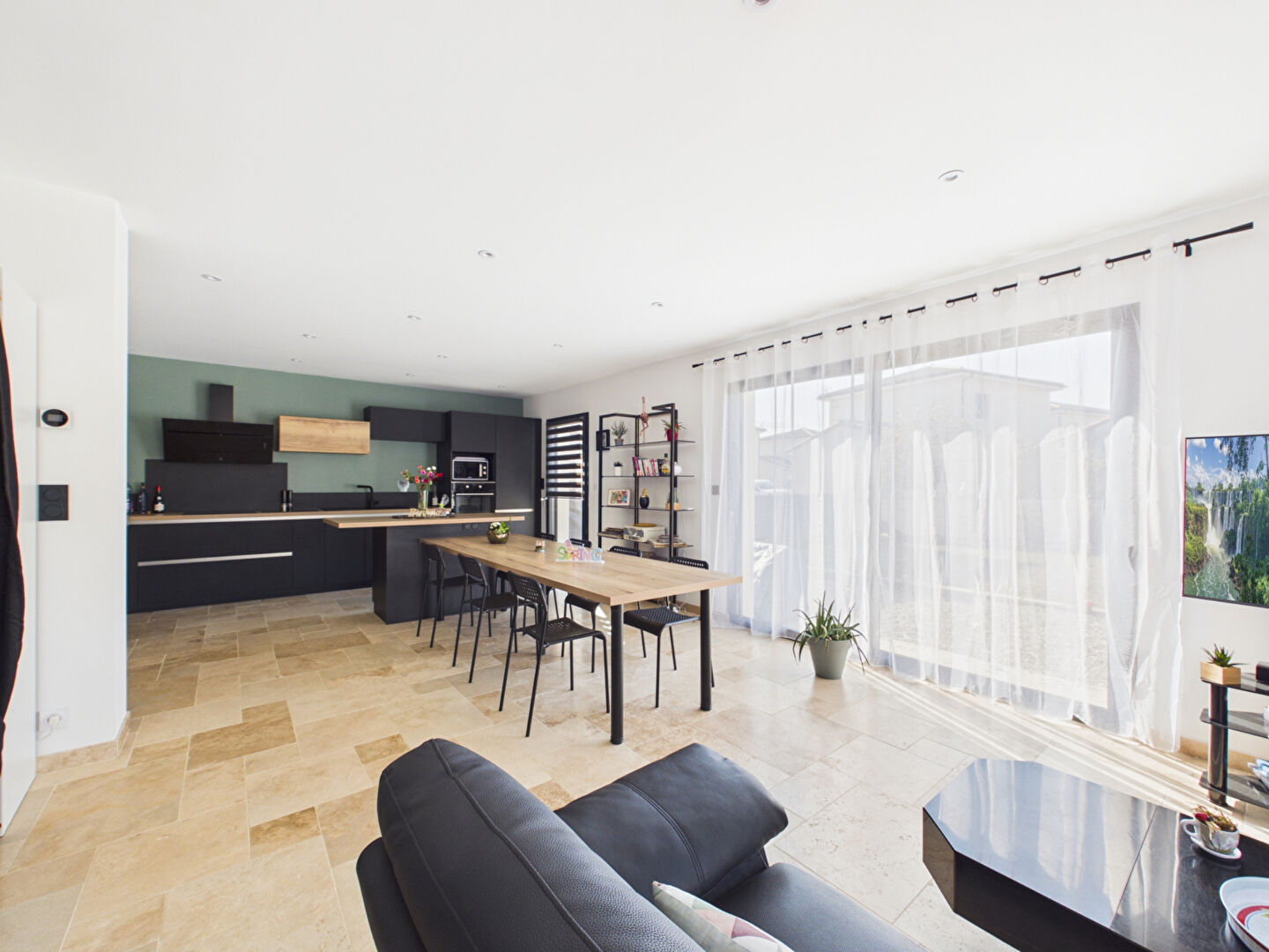 Maison 6 pièces - 107m² - Pont-de-l'Isère — 6 pièces, 107 m², 4 chambres — photo 3