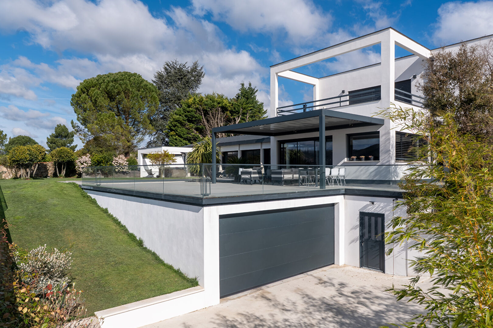 Maison GERVANS (26600) 8 pi&egrave;ces 256.00 m&sup2;