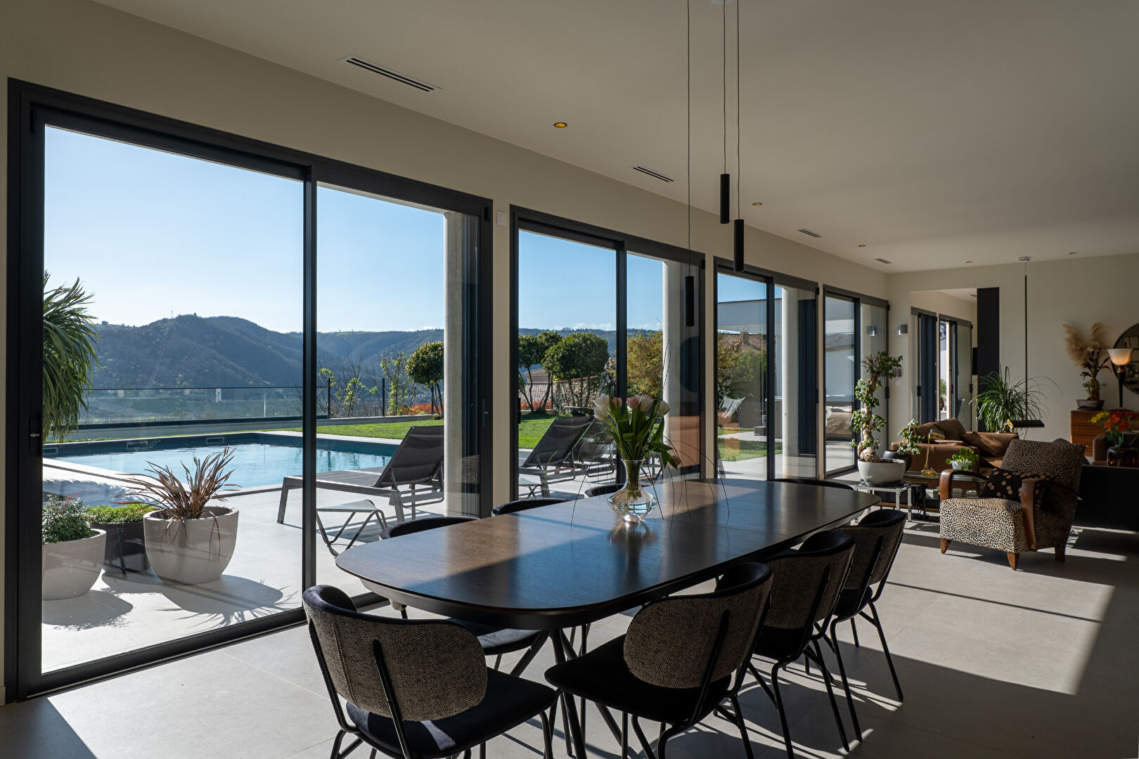 Maison VALENCE (26000) 8 pi&egrave;ces 256.00 m&sup2;
