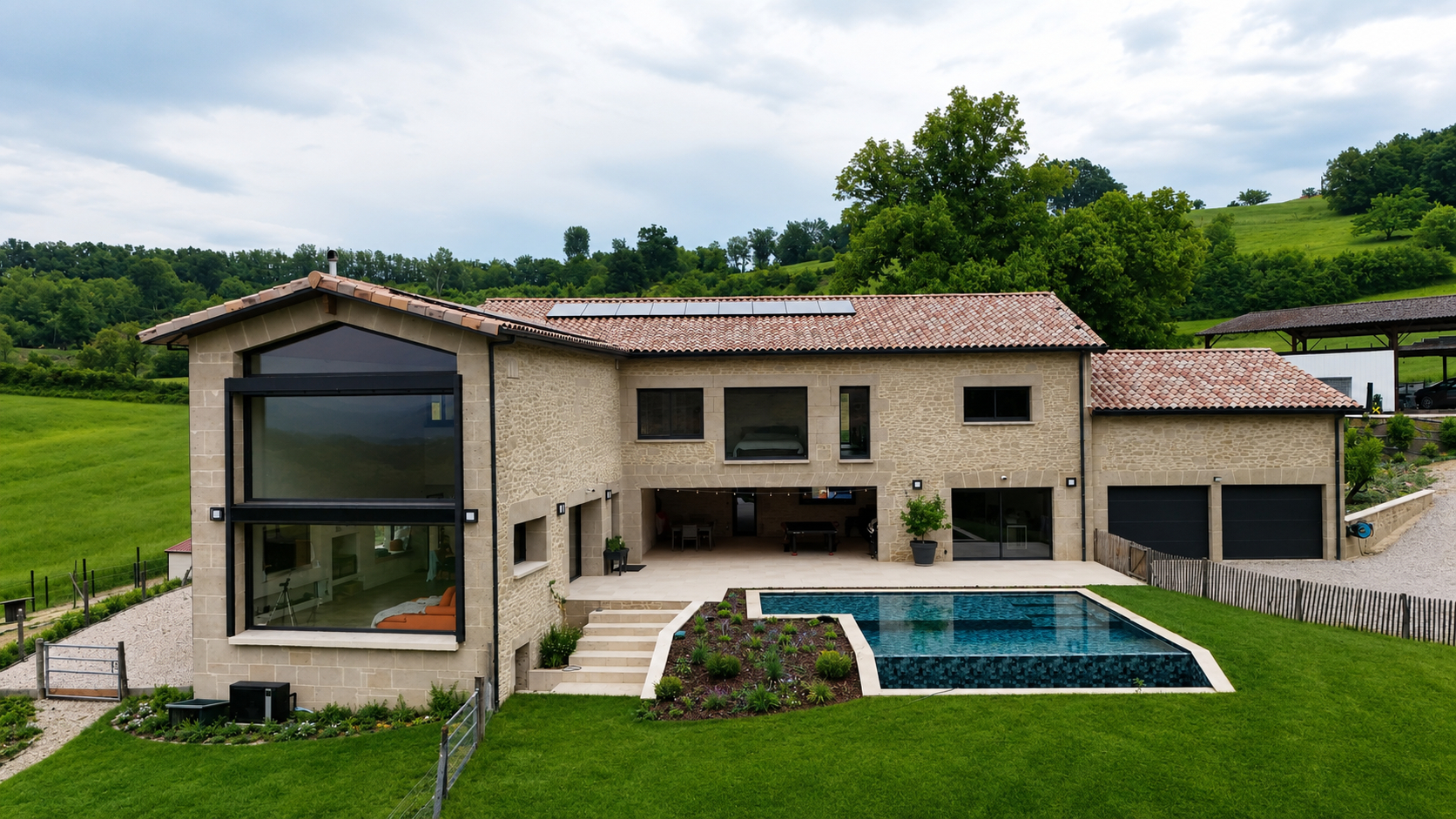 Maison LE CHALON (26350) 8 pi&egrave;ces 366.00 m&sup2;
