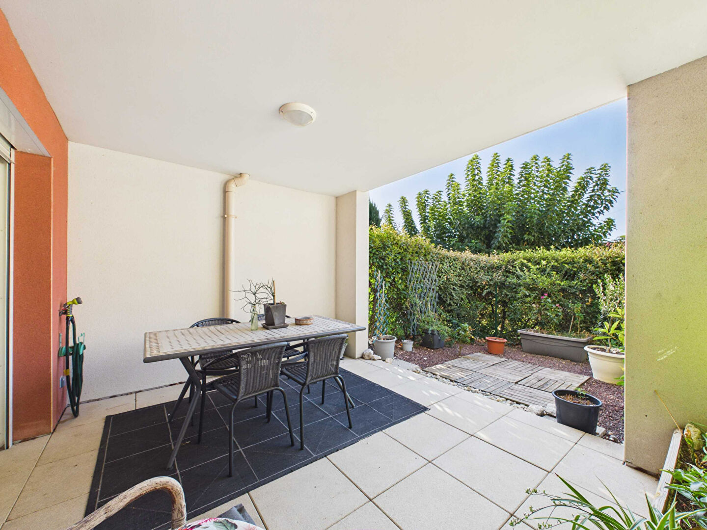 Appartement TOURNON SUR RHONE (07300) 2 pi&egrave;ces 52.00 m&sup2;