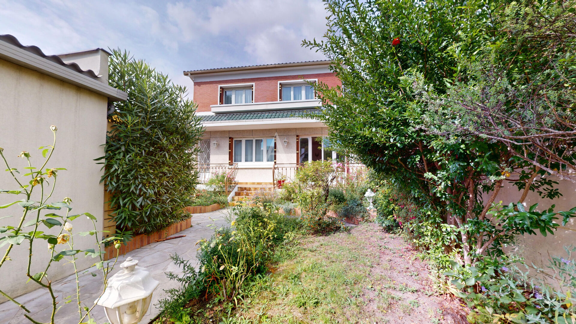 Maison BONDY (93140) 7 pièces 178.00 m²