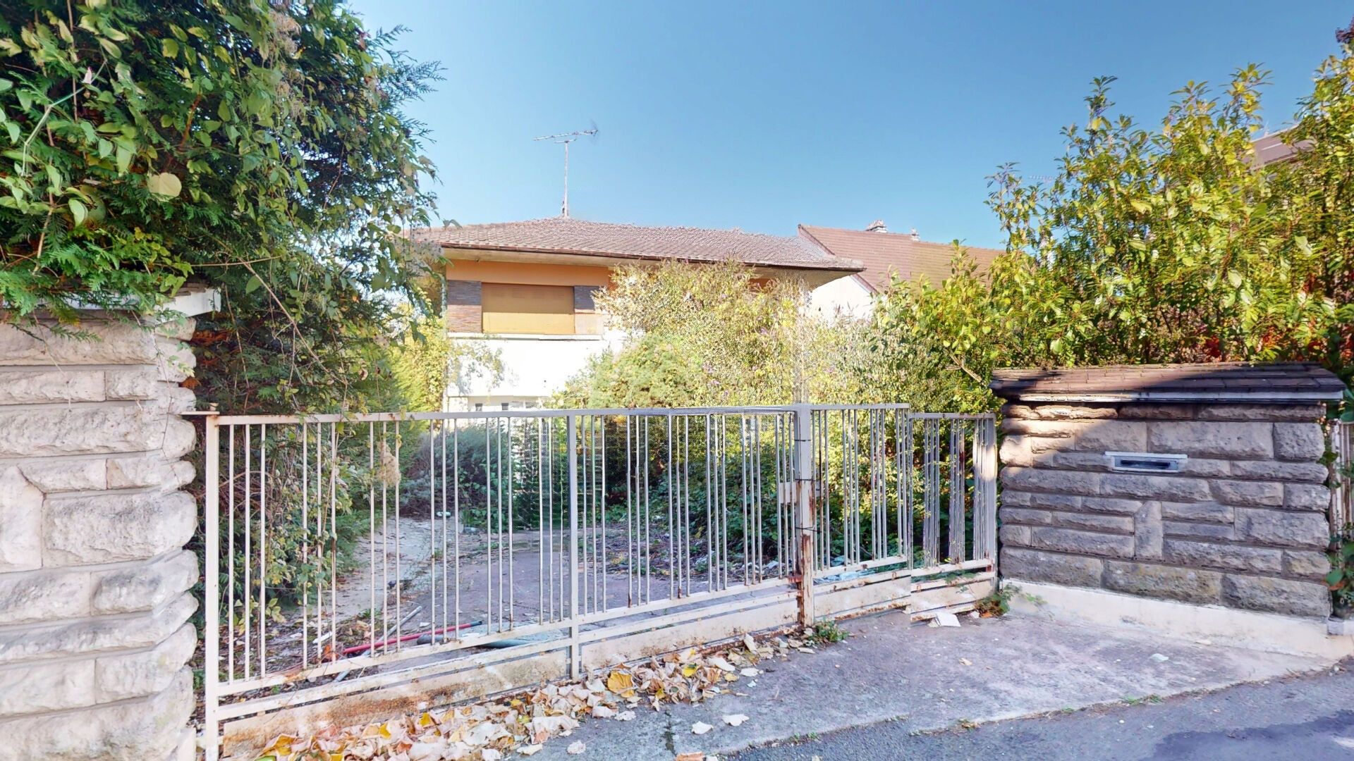 Maison VILLEMOMBLE (93250) 5 pièces 1051.00 m²