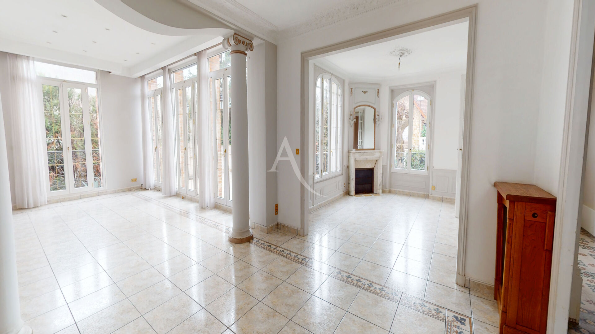 Maison LES PAVILLONS SOUS BOIS (93320) 11 pi&egrave;ces 225.00 m&sup2;