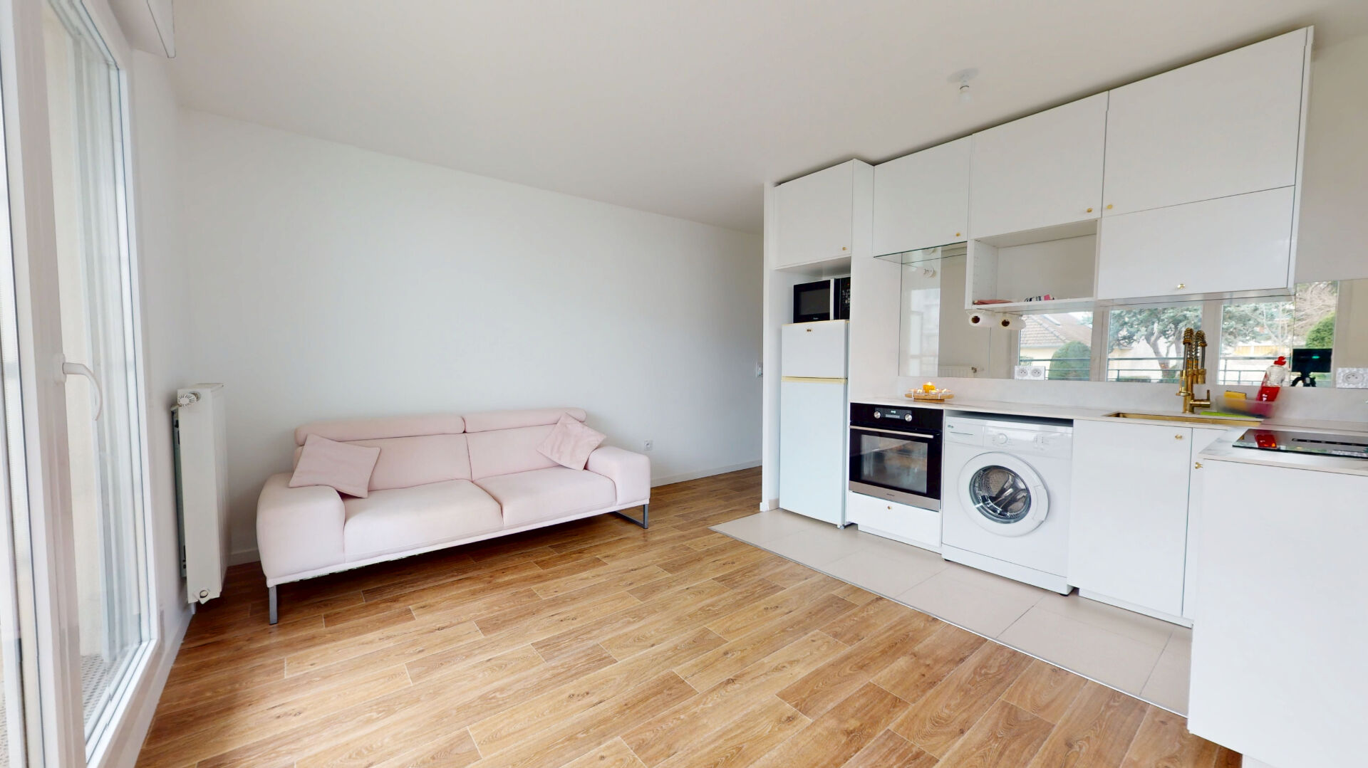 Appartement NEUILLY SUR MARNE (93330) 2 pi&egrave;ces 65.00 m&sup2;