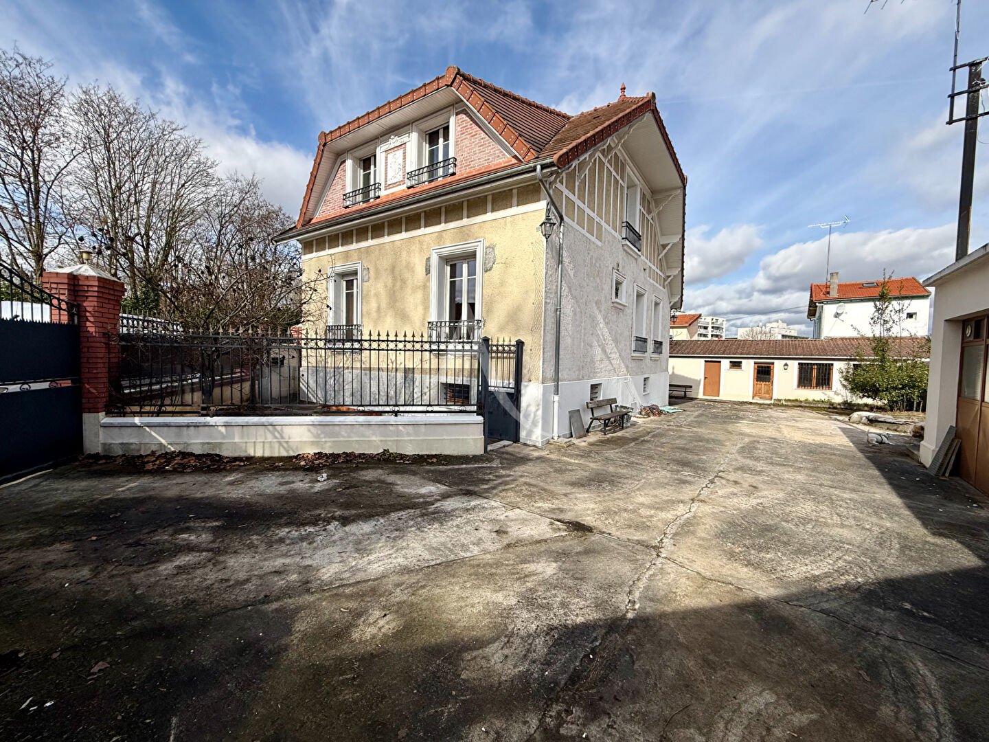 Maison VILLEMOMBLE (93250) 10 pi&egrave;ces 138.84 m&sup2;
