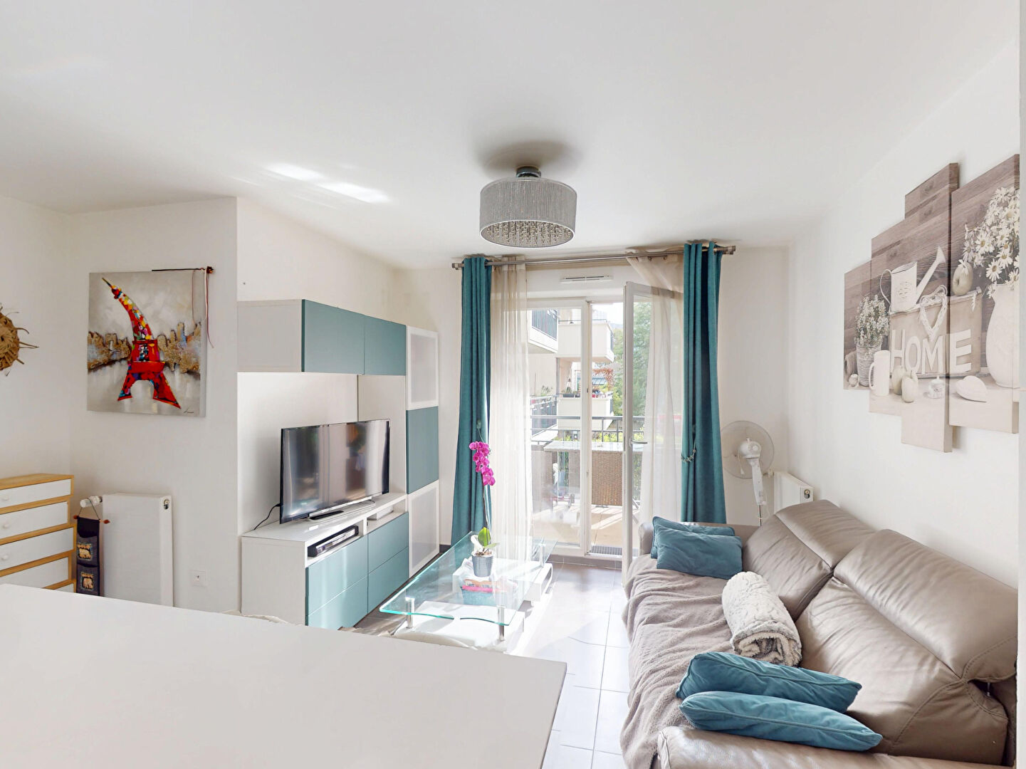 Rosny-sous-Bois (93) Exclusif 229 000 € Appartement 2 pièces , 1 chambre 41.00 m² Avec balcon Voir le bien