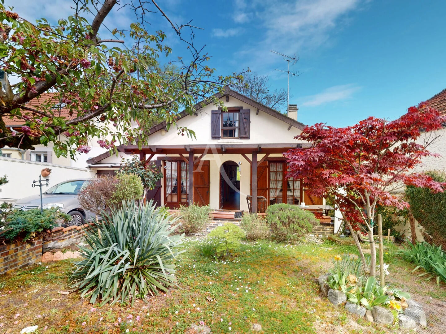 à 7 km de Aulnay-sous-Bois Exclusif 290 000 € Maison 5 pièces , 3 chambres Avec jardin, garage/box Voir le bien