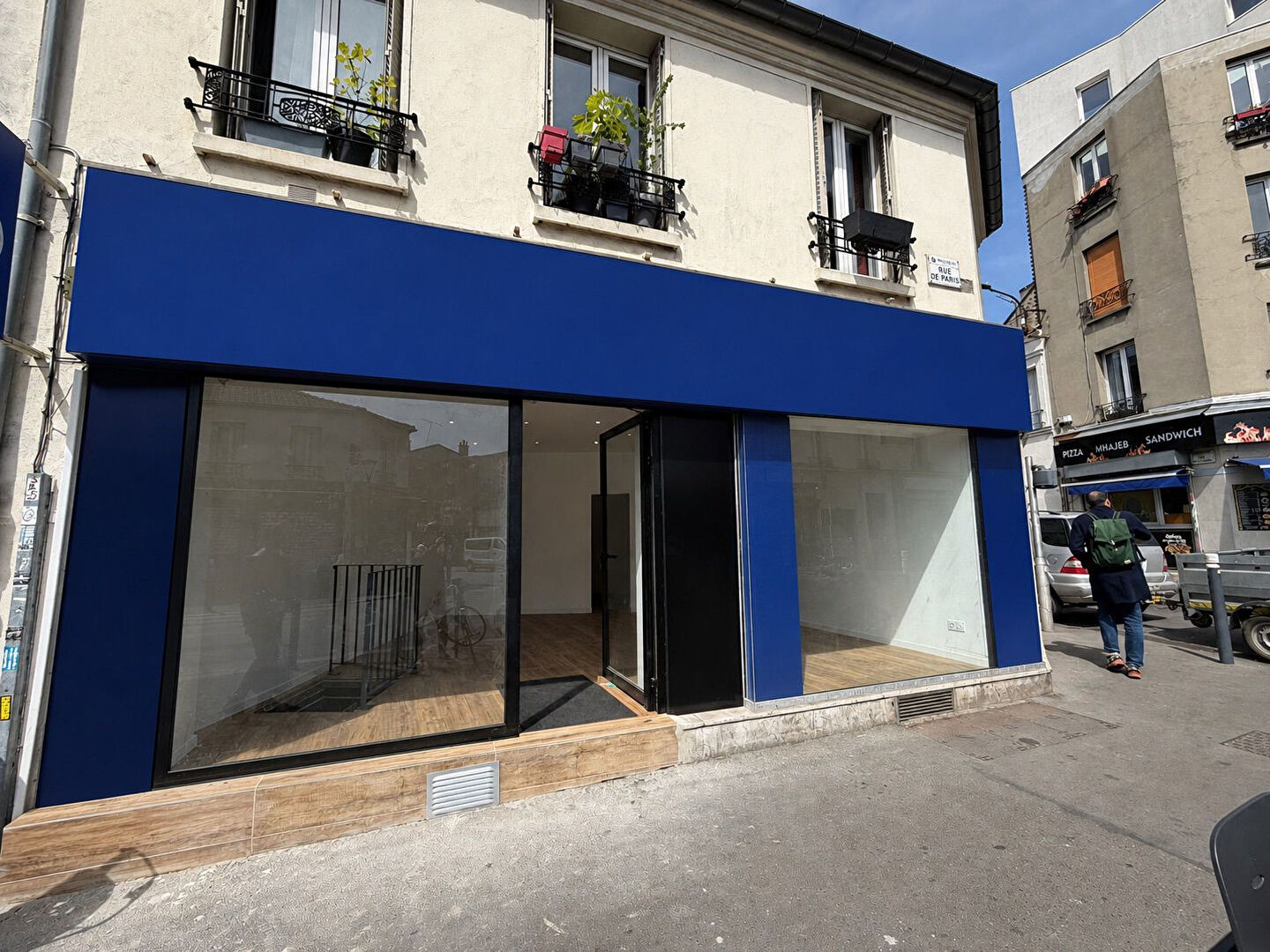 Local commercial MONTREUIL (93100) 38.00 m&sup2;