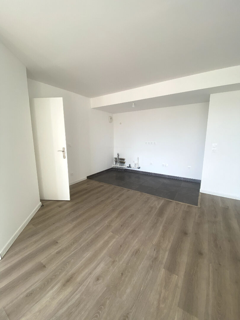 Location appartement 3 pièces, 65.91m², Le Blanc-Mesnil - 1 590 € / mois cc