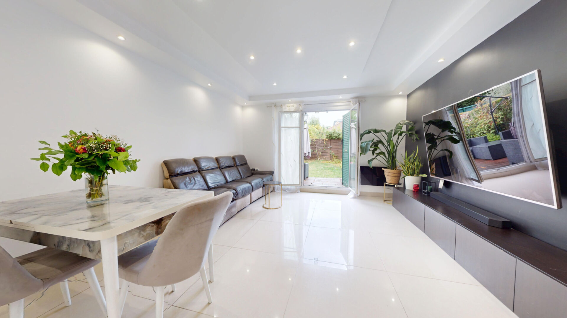 Bondy (93) 295 000 € Maison 4 pièces , 3 chambres 84.00 m²