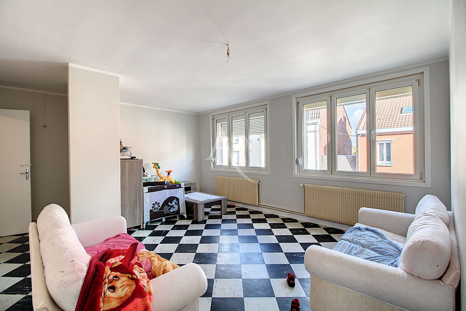 Appartement DOUAI (59500) 8 pi&egrave;ces 278.00 m&sup2;