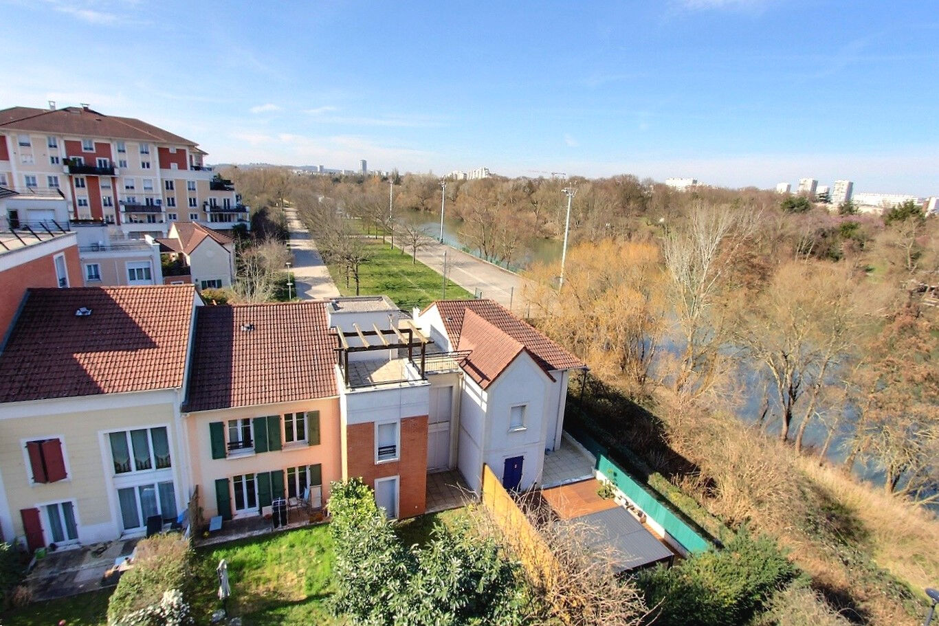 Appartement VILLENEUVE LA GARENNE (92390) 3 pièces 66.01 m²