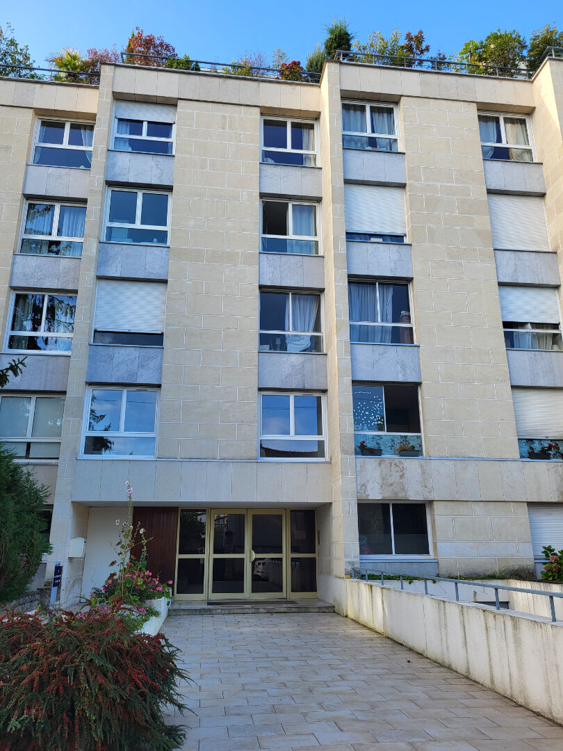 Appartement MARLY LE ROI (78160) 1 pièce 40.10 m²
