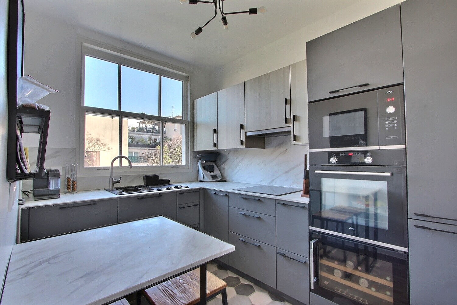 Appartement ASNIERES SUR SEINE (92600) 3 pièces 57.80 m²