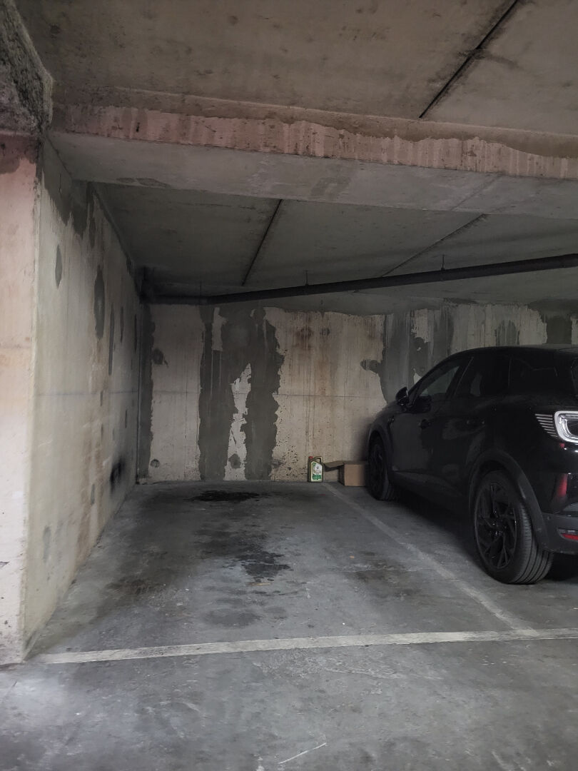 Parking / box LA GARENNE COLOMBES (92250) 14.00 m²