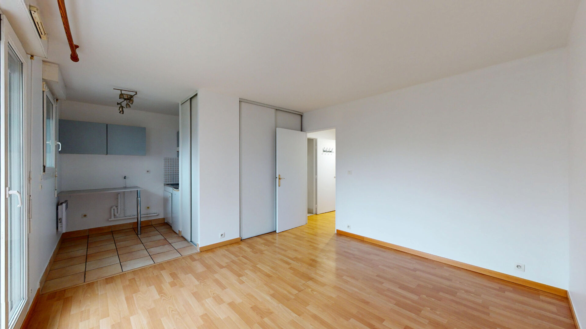 Appartement ASNIERES SUR SEINE (92600) 1 pi&egrave;ce 28.27 m&sup2;