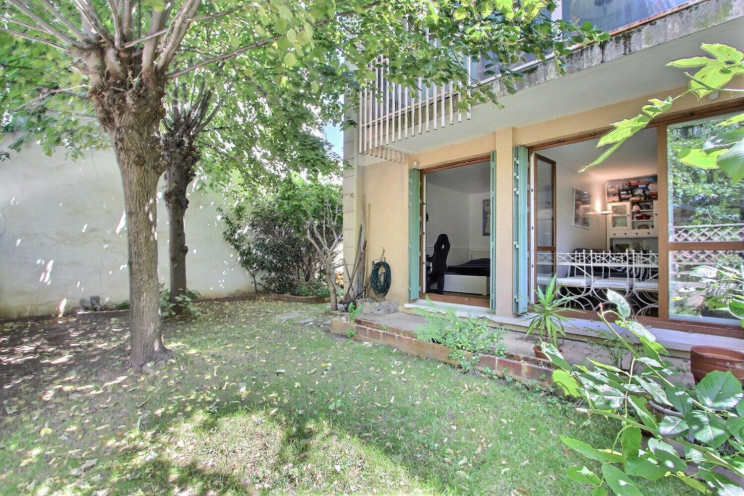 Asnières-sur-Seine (92) 385 000 € Appartement 2 pièces , 1 chambre 53.46 m² Avec jardin, terrasse Voir le bien