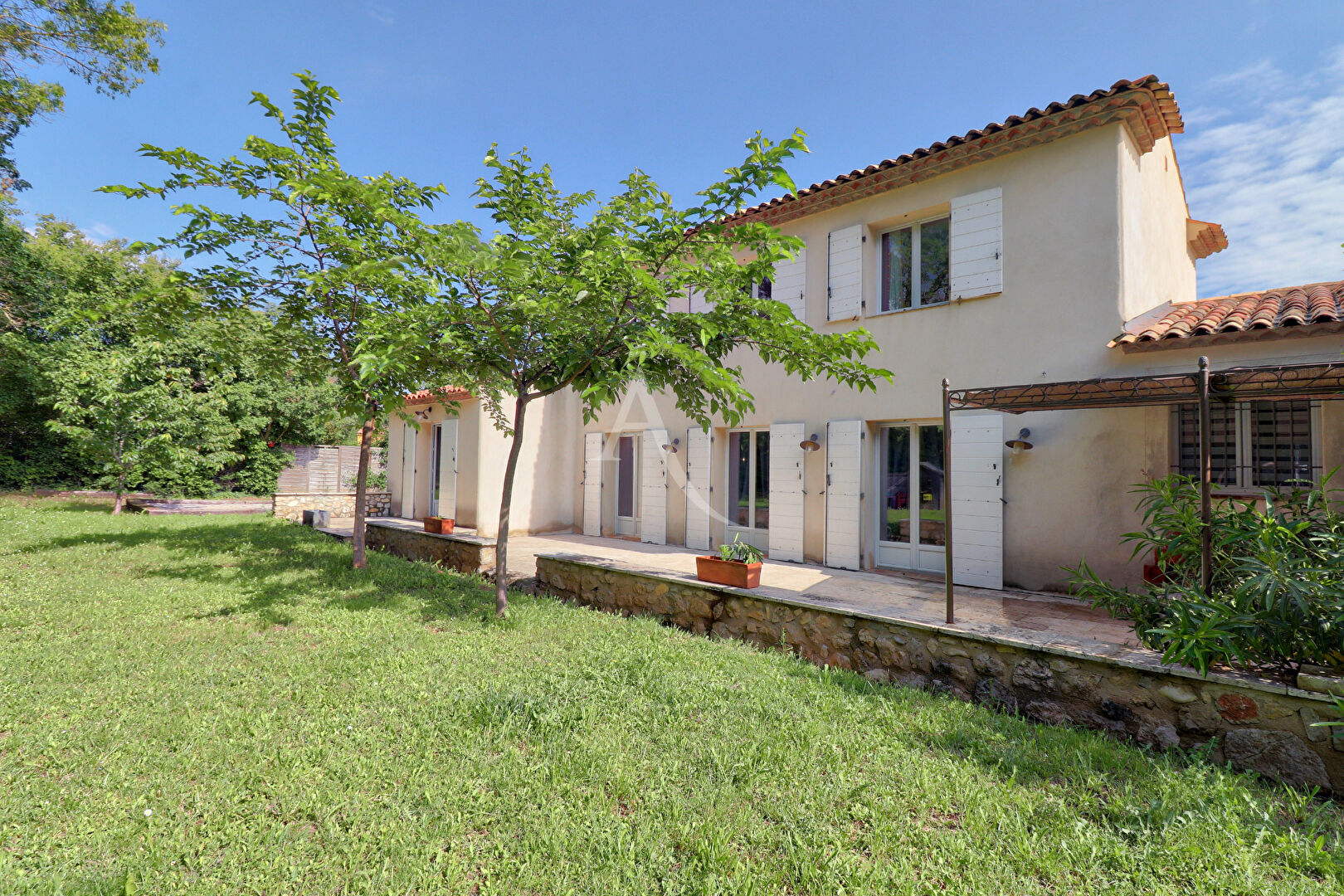 Villa RIANS (83560) 6 pi&egrave;ces 172.84 m&sup2;