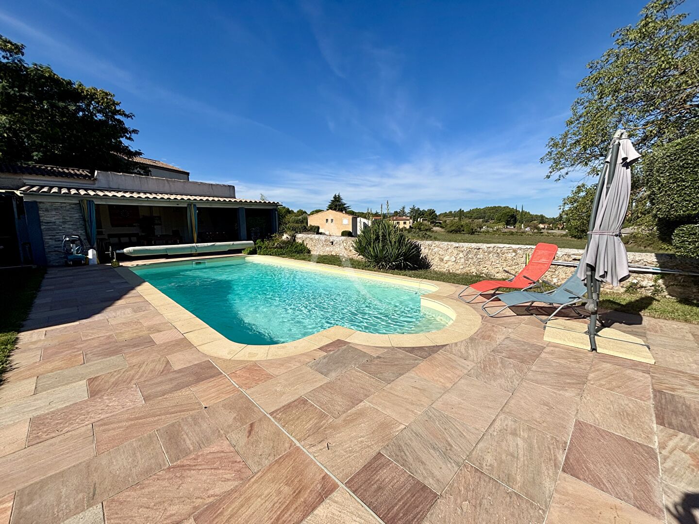Villa RIANS (83560) 6 pi&egrave;ces 188.00 m&sup2;