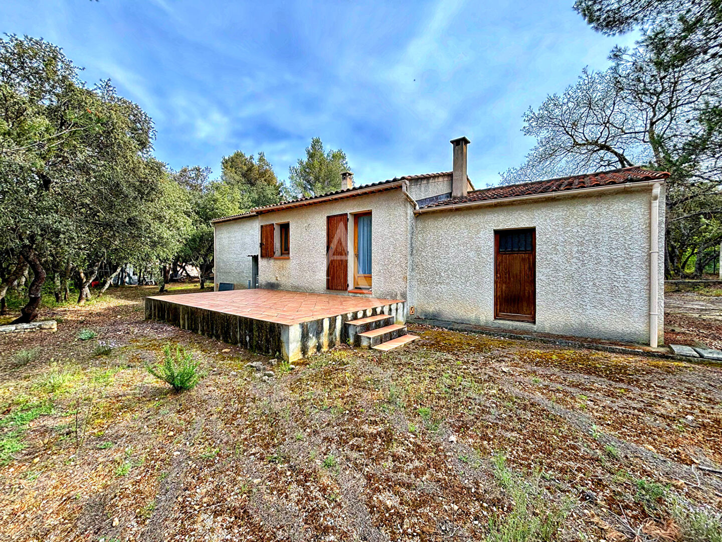 Villa JOUQUES (13490) 4 pi&egrave;ces 90.00 m&sup2;