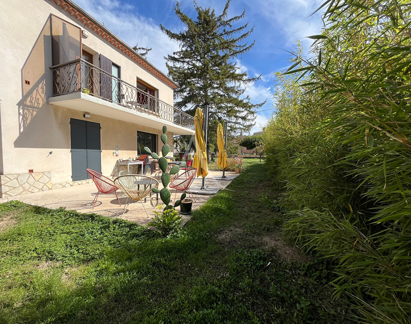 Villa RIANS (83560) 5 pi&egrave;ces 243.00 m&sup2;