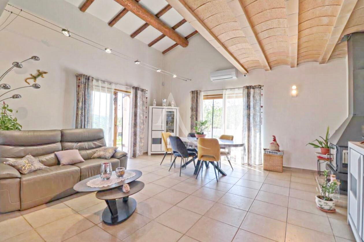 Villa QUINSON (04500) 5 pi&egrave;ces 160.00 m&sup2;