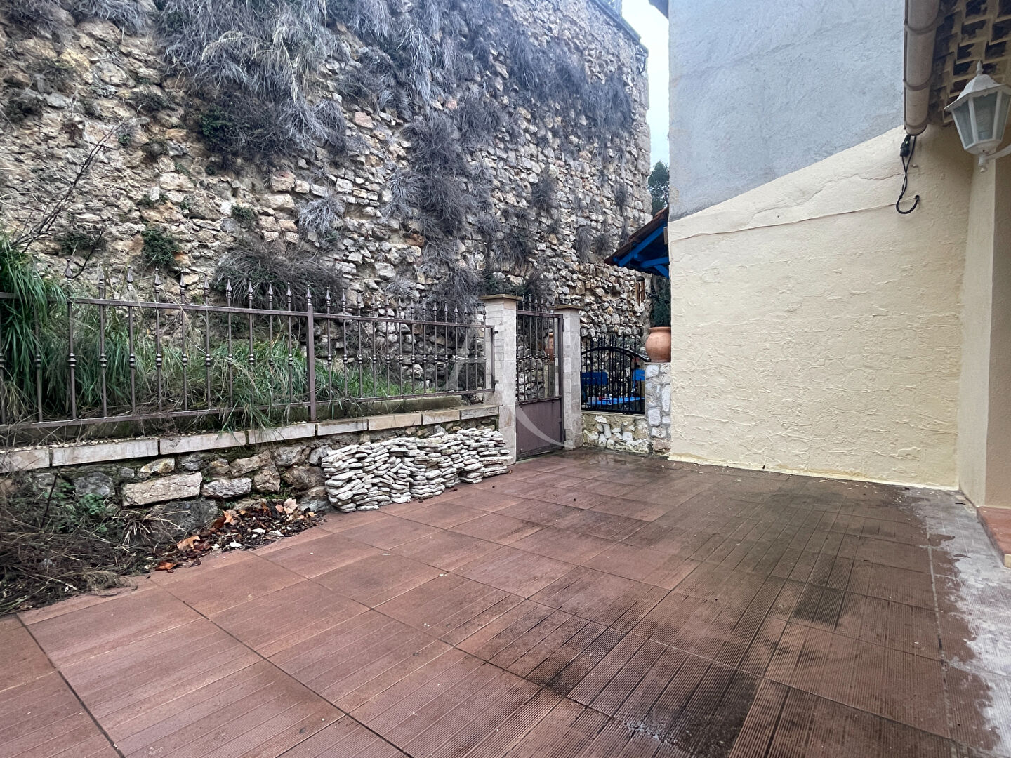 Maison de village LA VERDI&Egrave;RE (83560) 3 pi&egrave;ces 84.00 m&sup2;