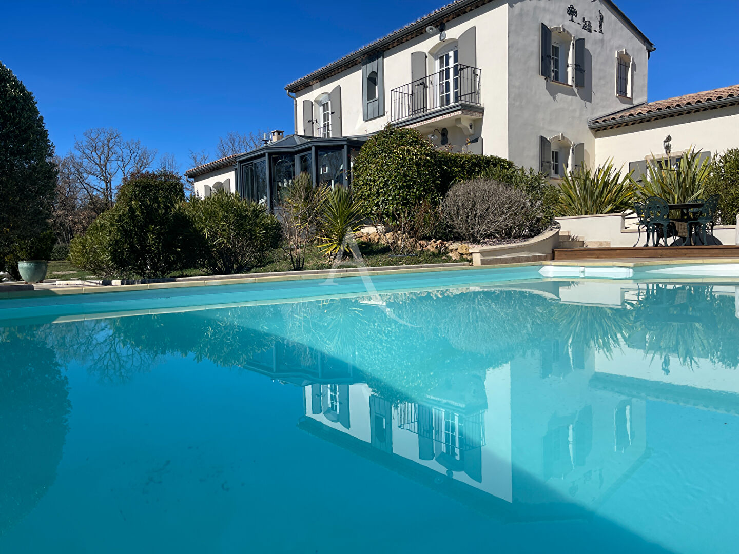 Villa la verdiere (83560) 5 pi&egrave;ces 200.00 m&sup2;