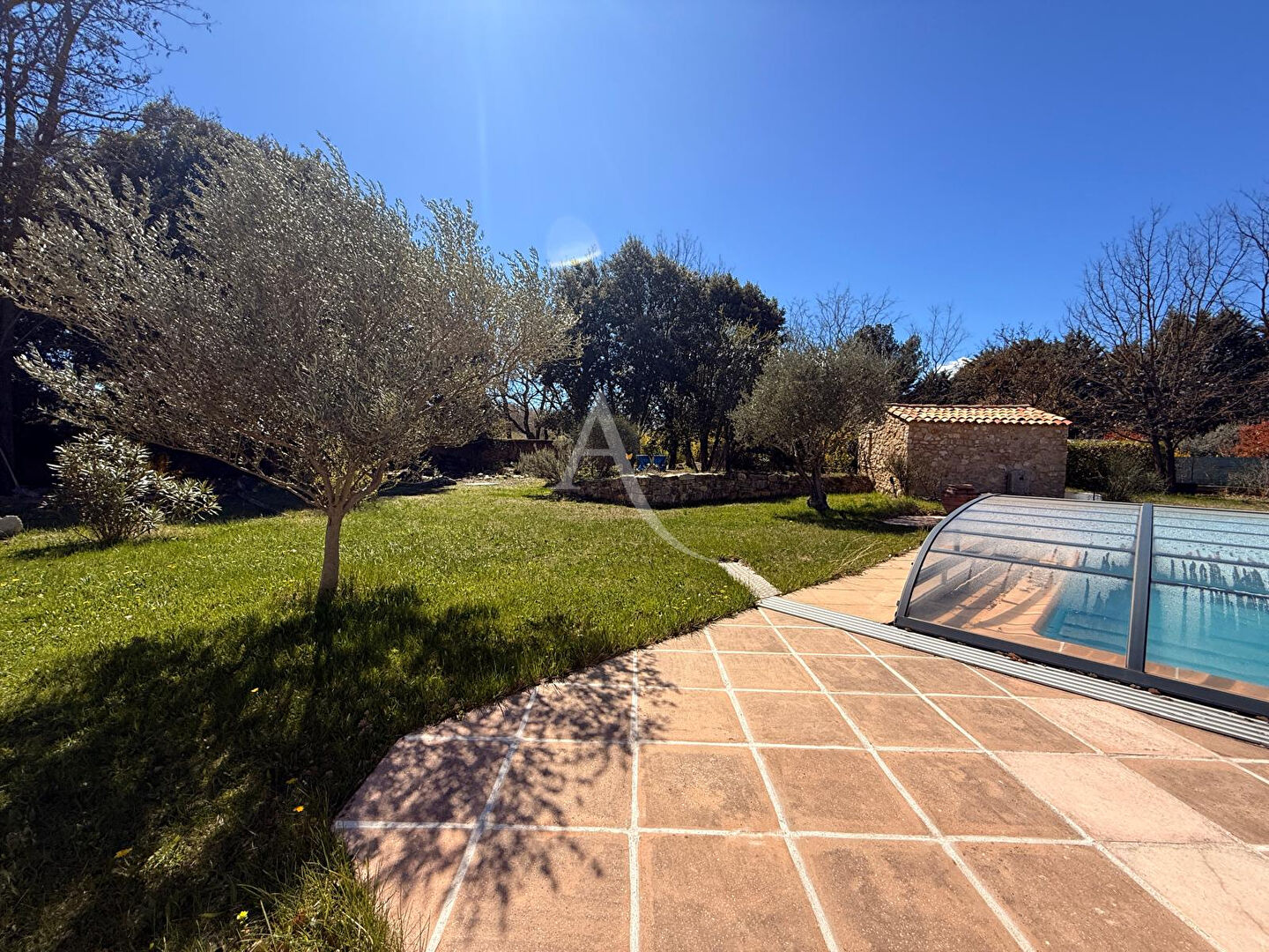 Villa VINON SUR VERDON (83560) 11 pi&egrave;ces 220.00 m&sup2;