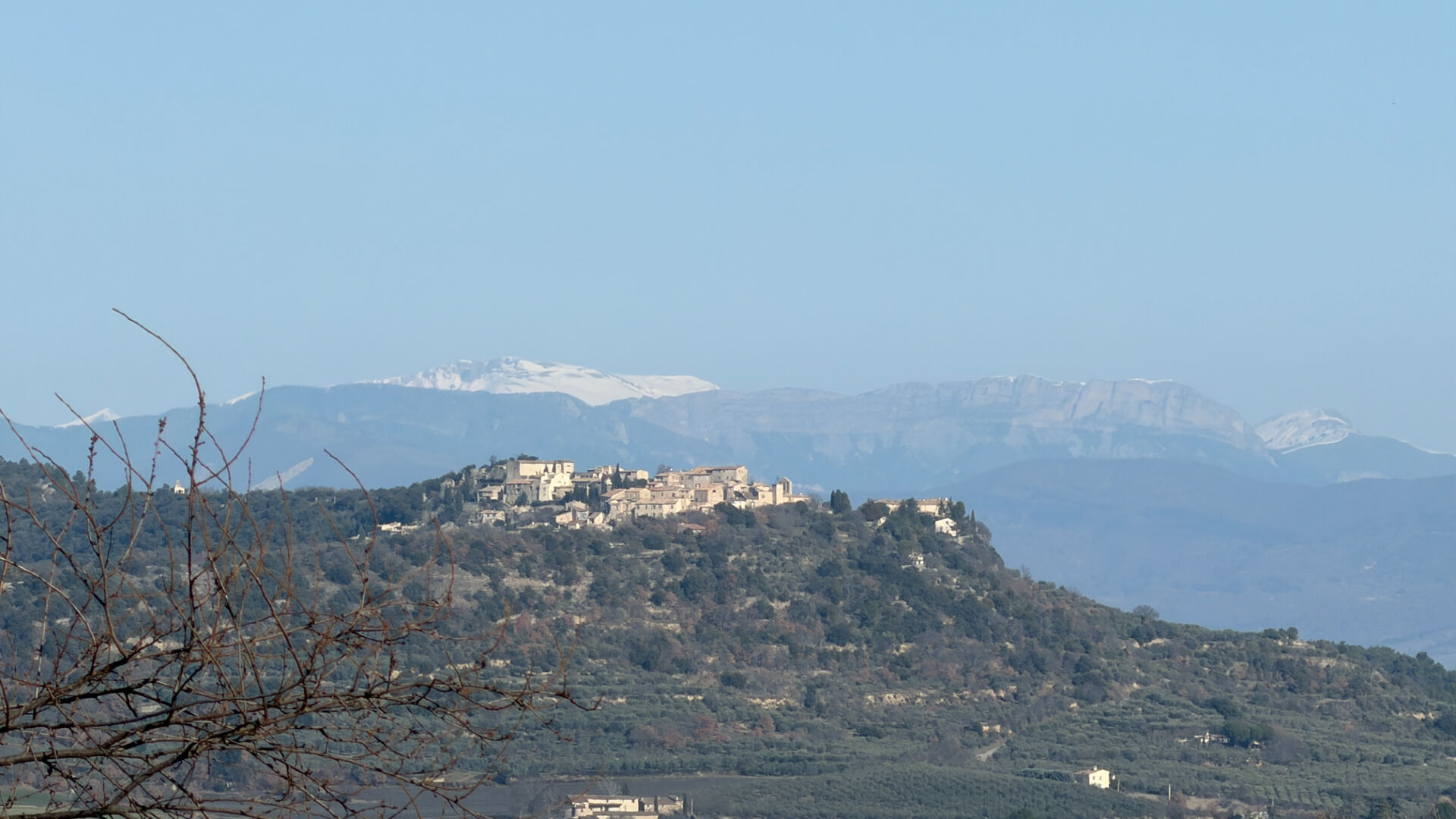 Villa NIOZELLES (04300) 80 pi&egrave;ces 3225.00 m&sup2;