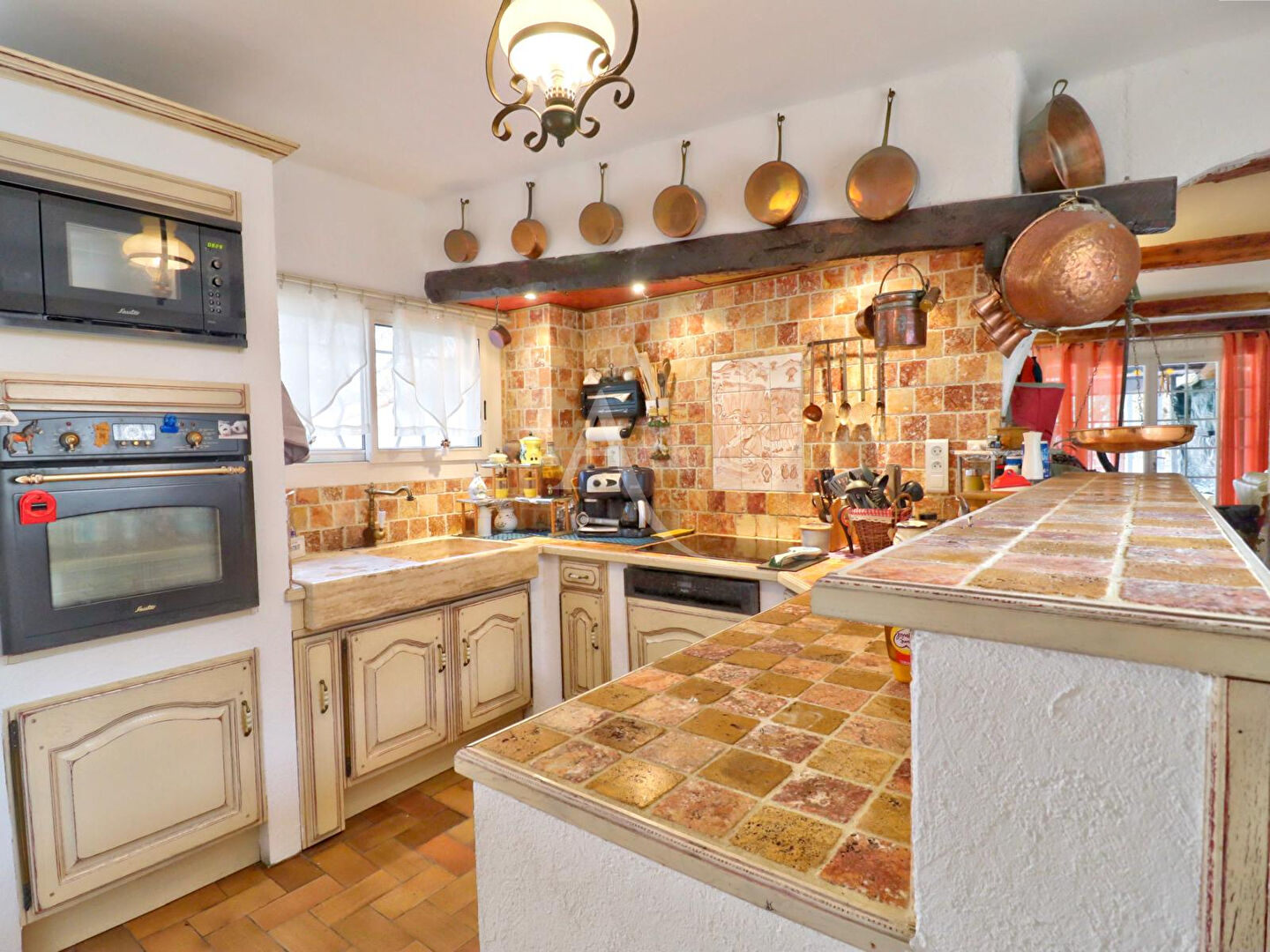 Villa PIERREVERT (04860) 5 pi&egrave;ces 143.57 m&sup2;