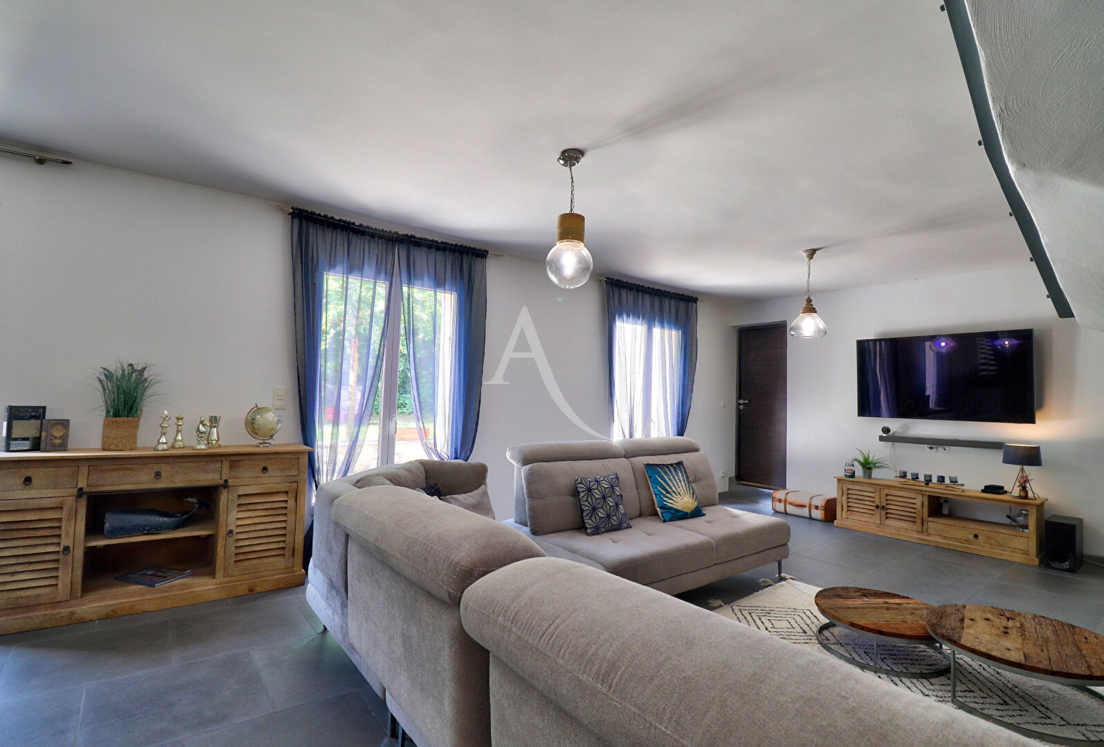 Villa RIANS (83560) 6 pi&egrave;ces 172.84 m&sup2;