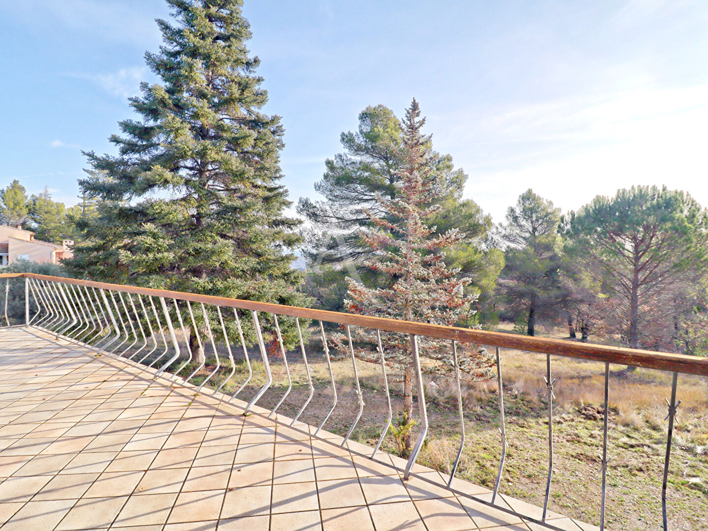 Villa PIERREVERT (04860) 3 pi&egrave;ces 125.00 m&sup2;